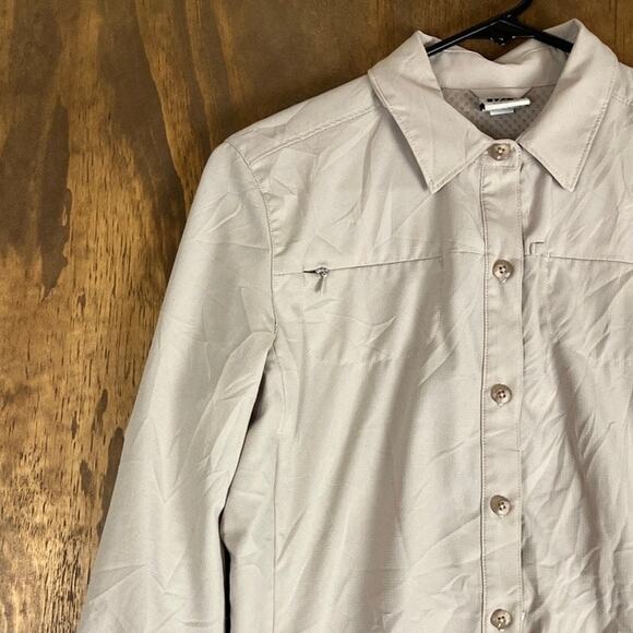 REI CO OP Womens Shirt Tan Button Down Long Sleeve Zip Pockets XS - Picture 4 of 12